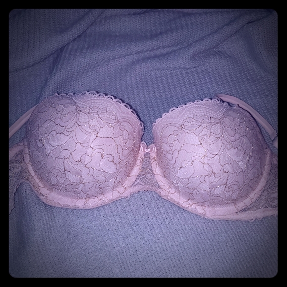 Gilligan & O'Malley Other - ⭐free with bundle Gillian O'Malley 38 C pink bra